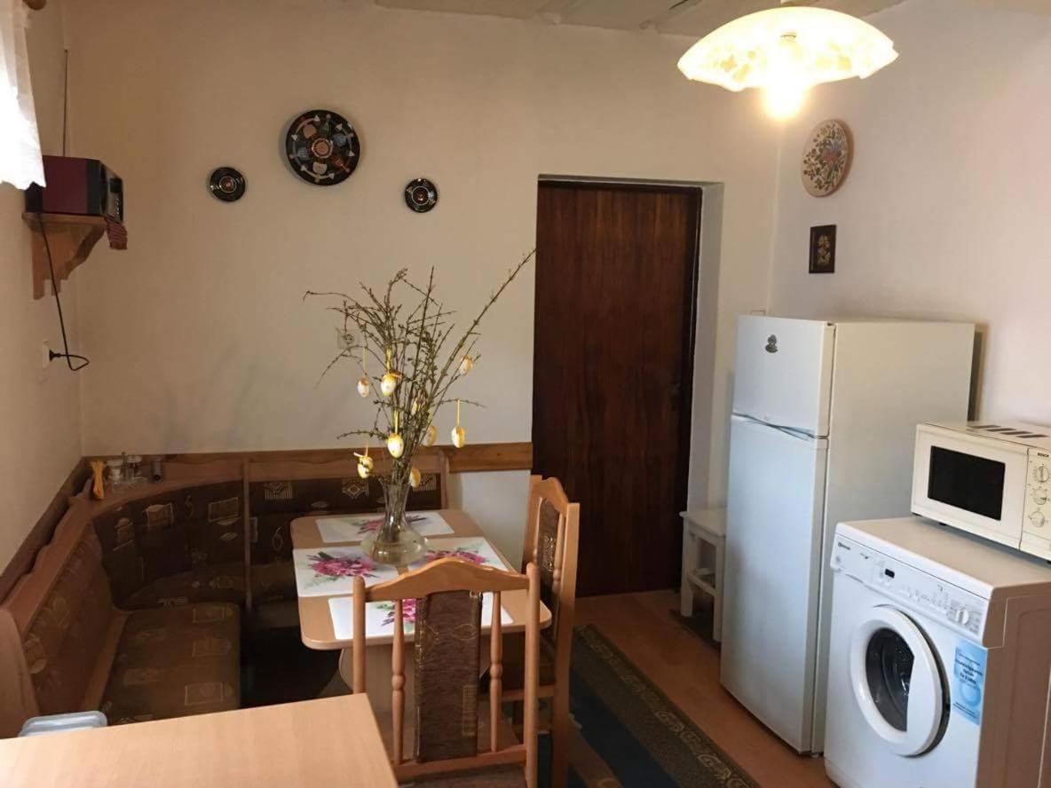 Chalupa Matej Liptovská Osada Exteriör bild